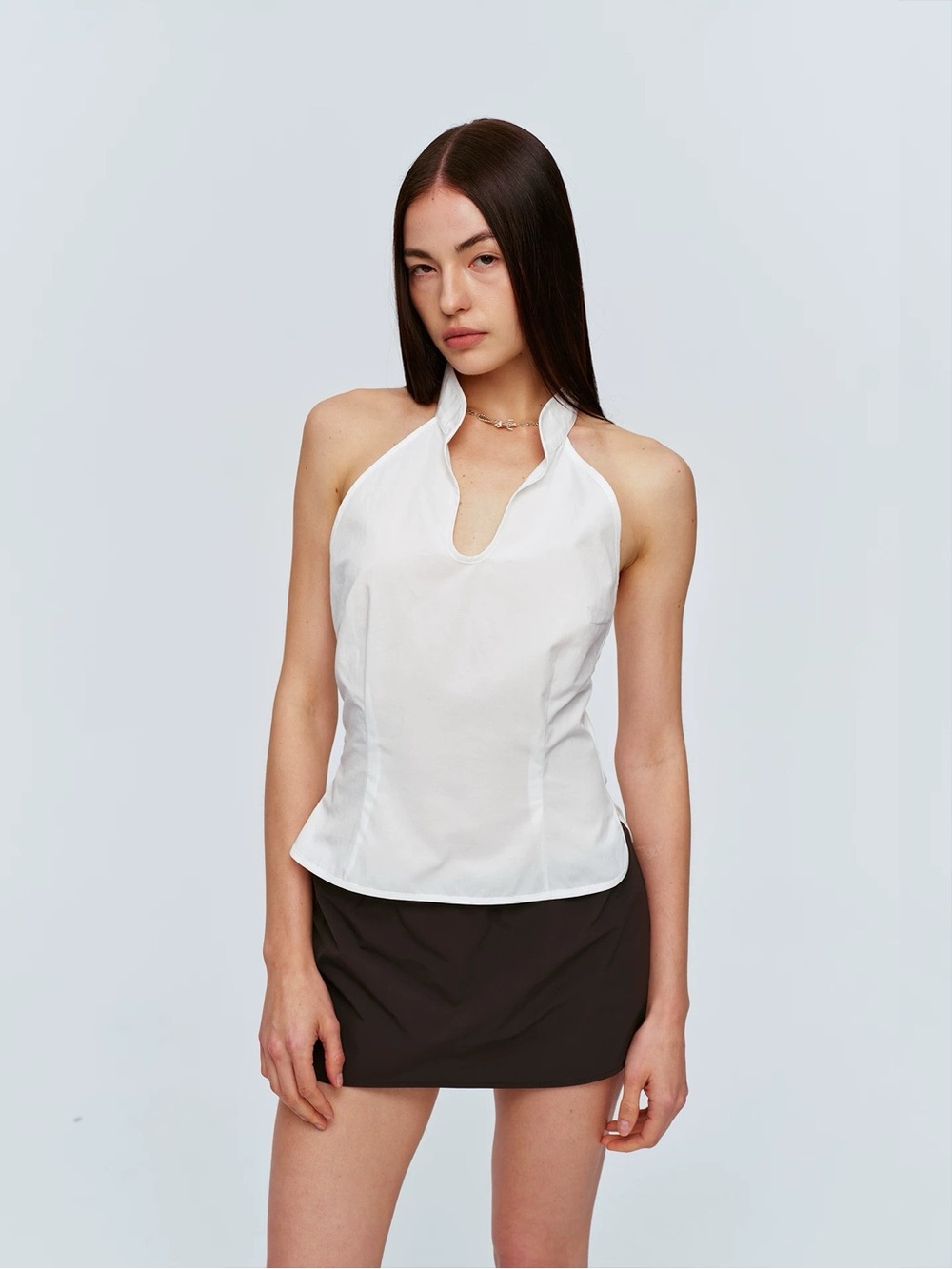 NWT Women’s White Halter Neck Top - Elegant Summer Staple